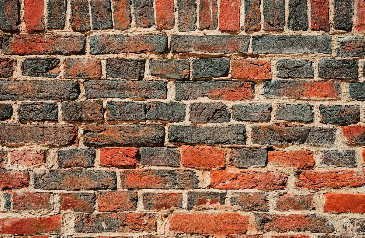 Ziegelmauer als Verblendfassade - Bauträgersuche - Günstig gut gebaut